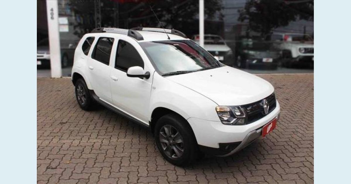 RENAULT DUSTER