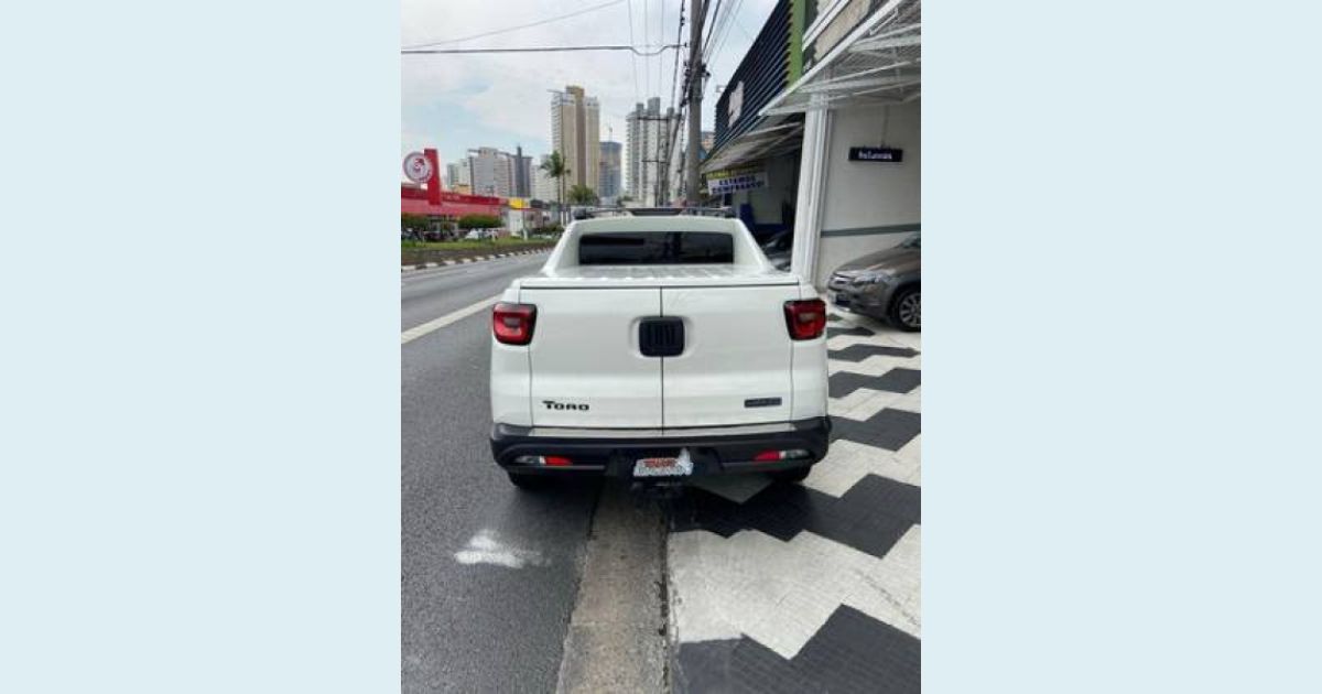 FIAT TORO