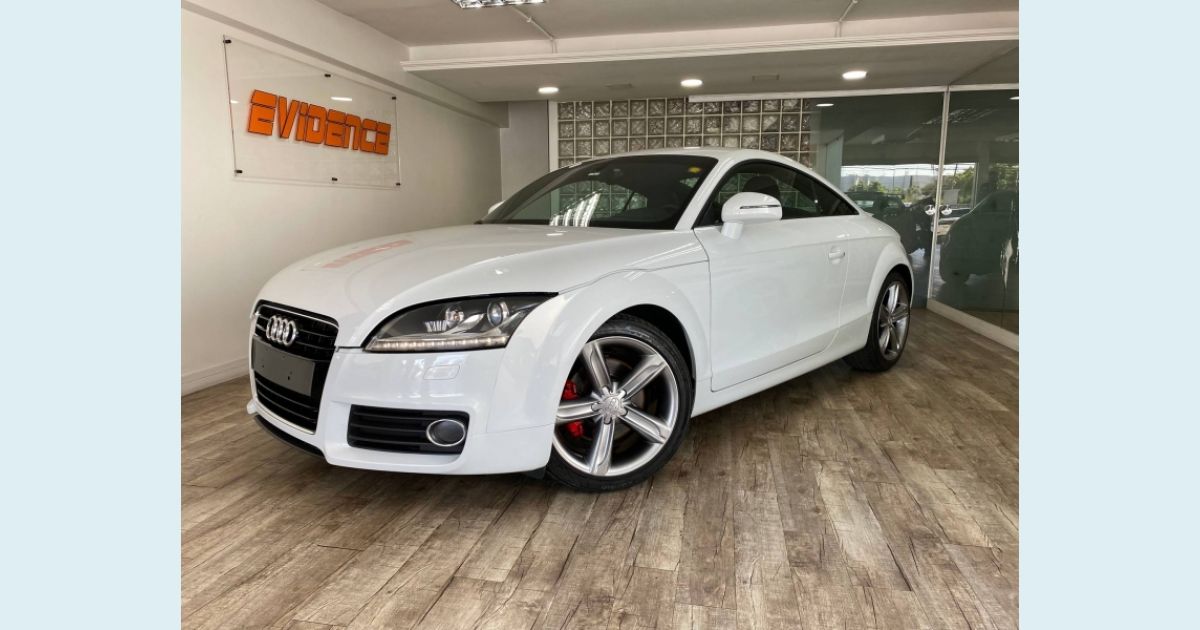 AUDI TT
