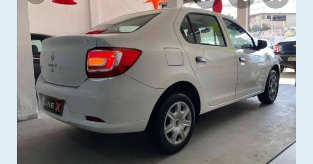 RENAULT LOGAN