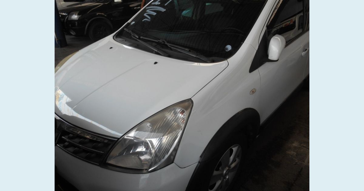 NISSAN LIVINA