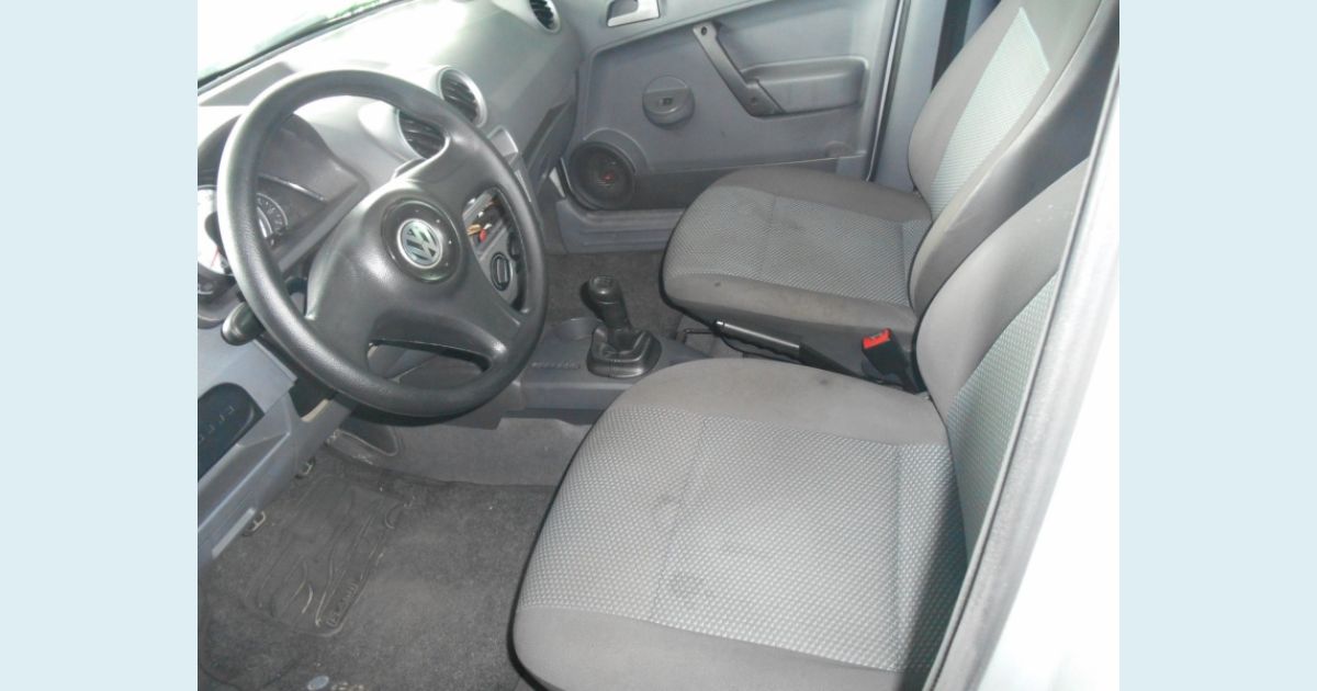 VOLKSWAGEN GOL