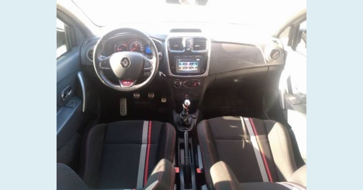 RENAULT SANDERO