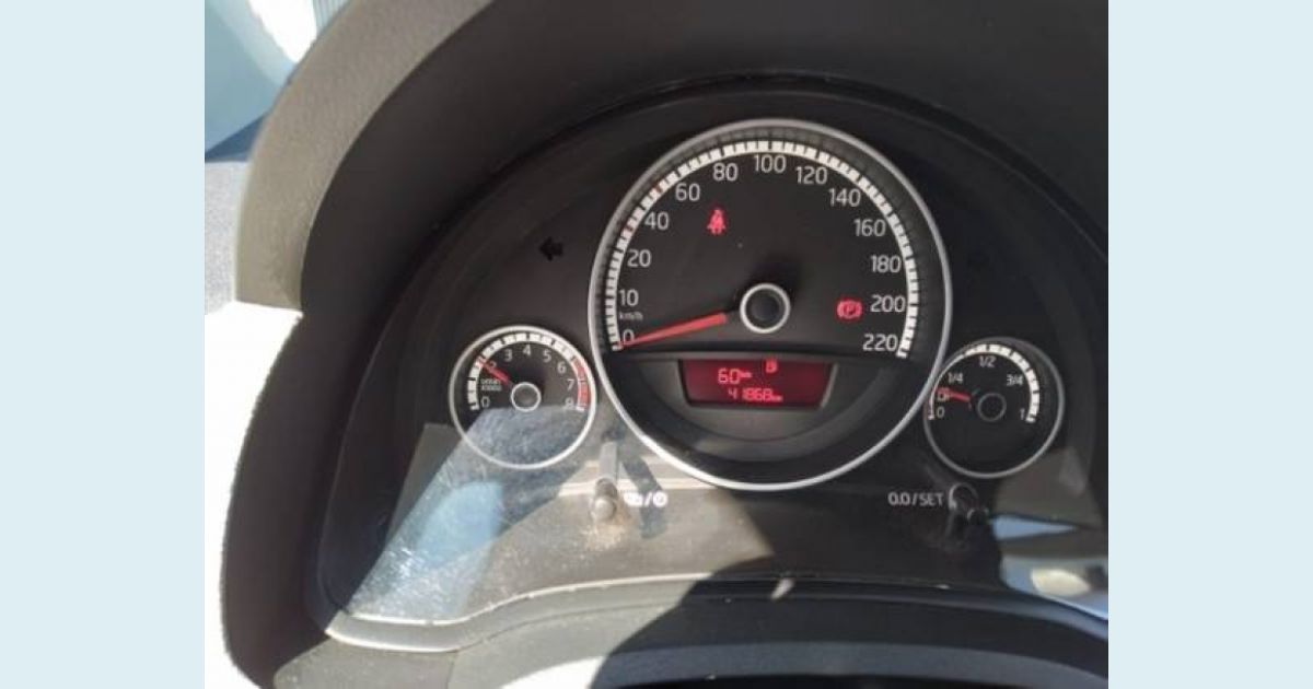 VOLKSWAGEN UP