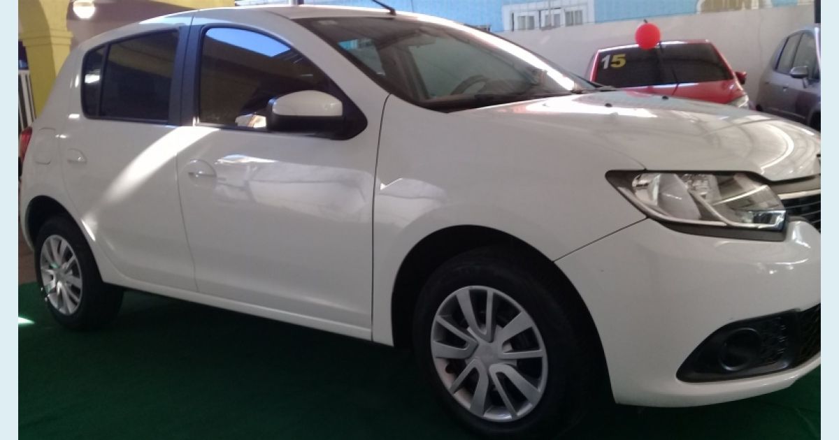RENAULT SANDERO
