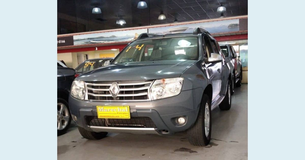 RENAULT DUSTER