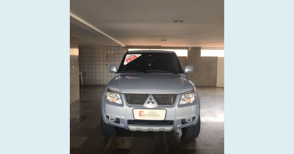 MITSUBISHI PAJERO TR4