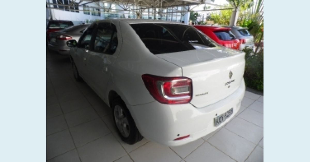 RENAULT LOGAN
