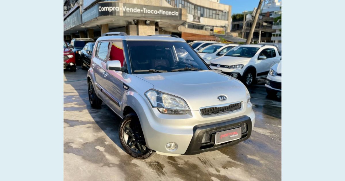 KIA SOUL