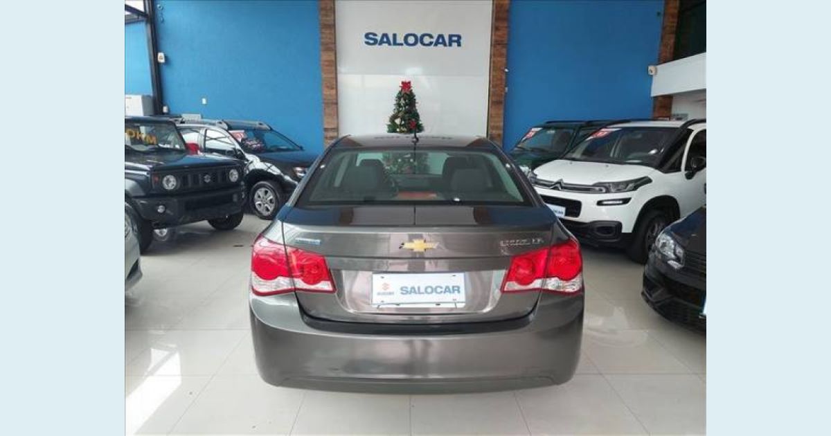 CHEVROLET CRUZE