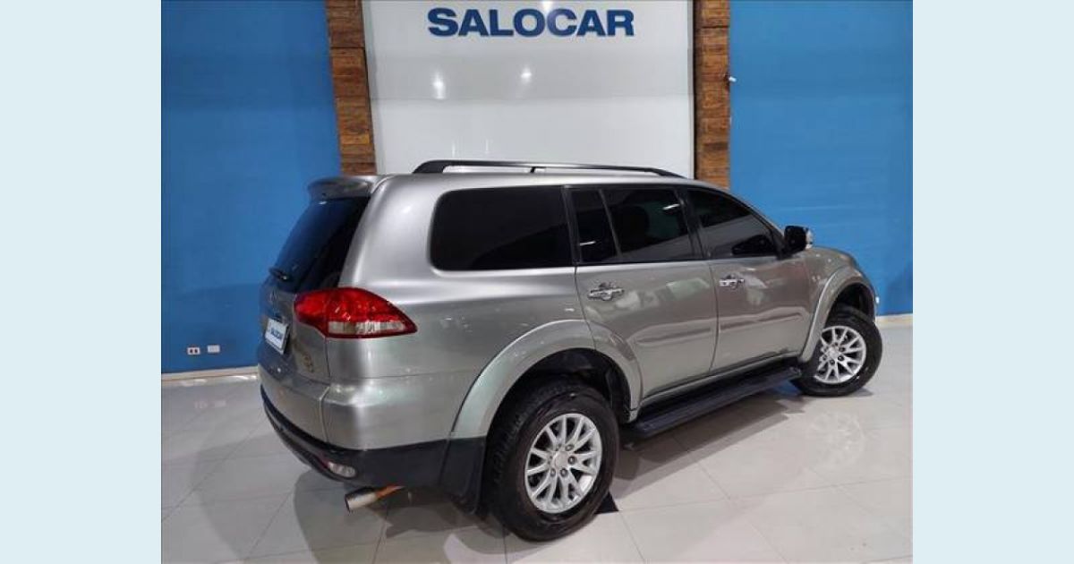 MITSUBISHI PAJERO DAKAR