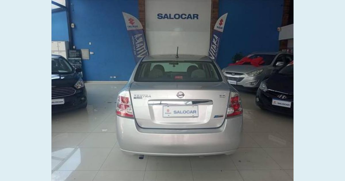 NISSAN SENTRA