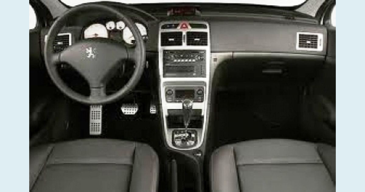 PEUGEOT 307