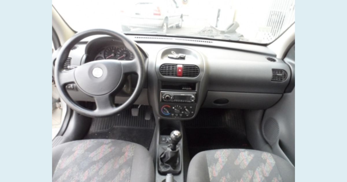 CHEVROLET CORSA