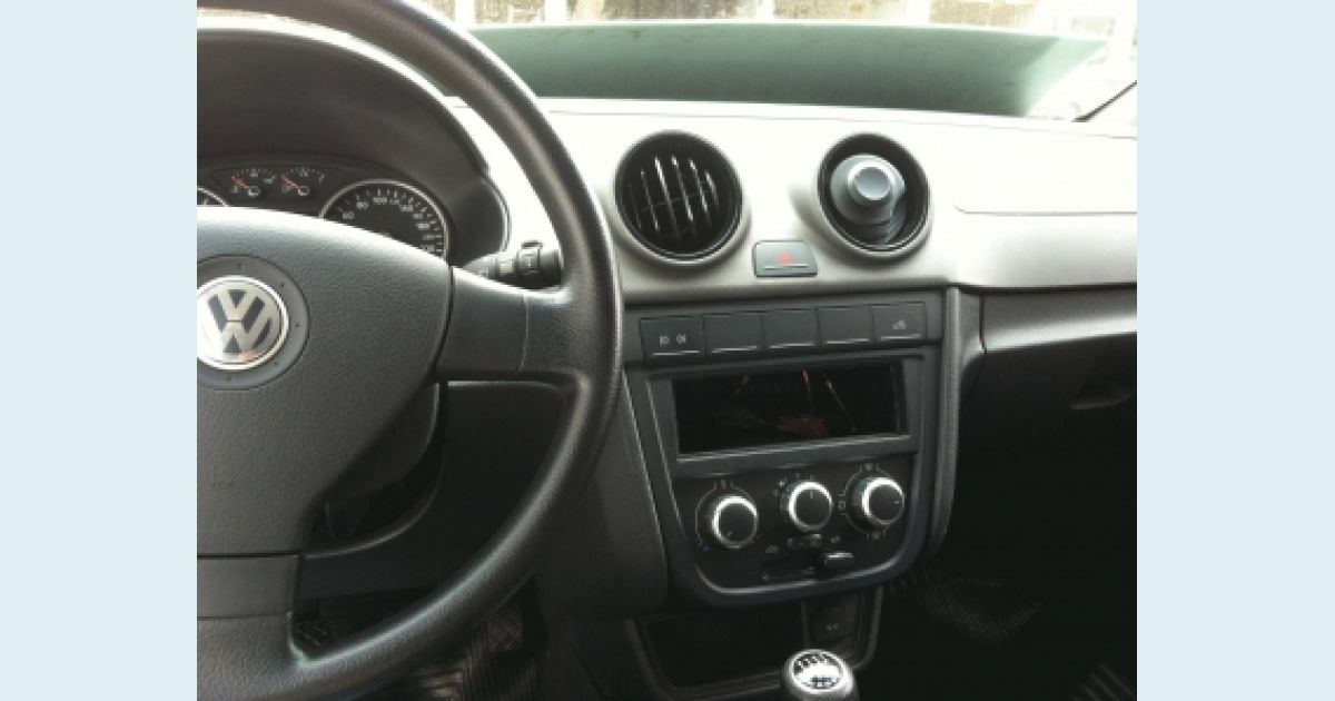 VOLKSWAGEN SAVEIRO