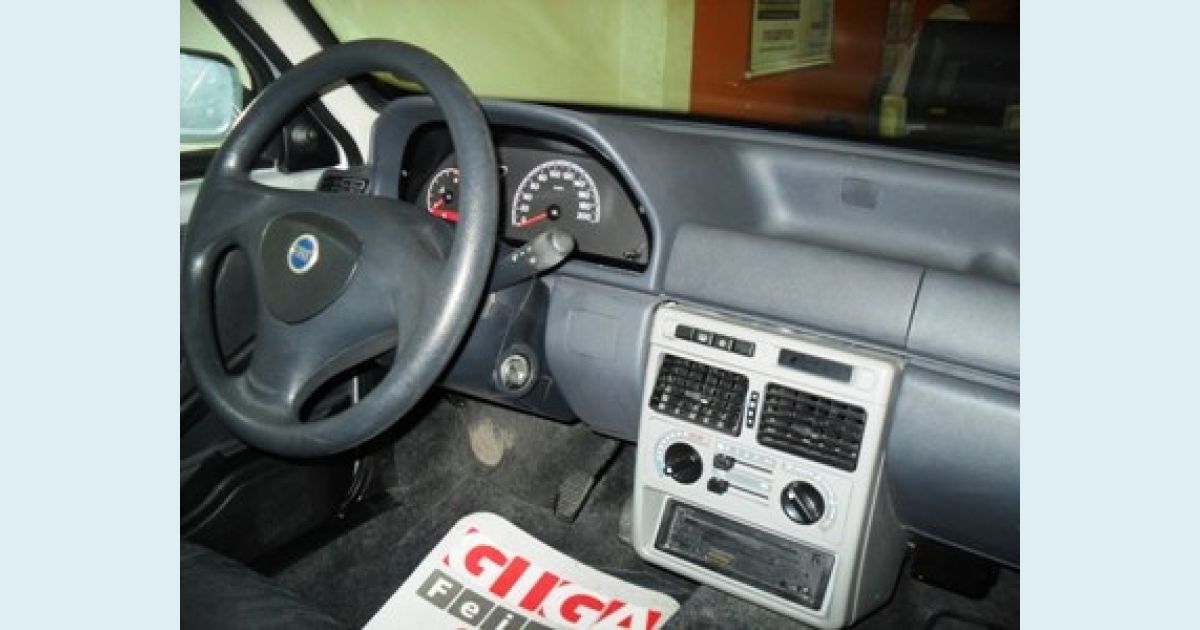 FIAT UNO