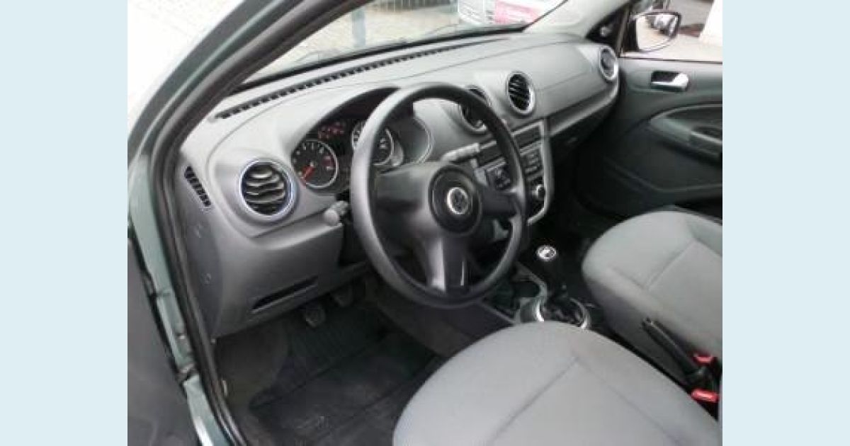 VOLKSWAGEN GOL