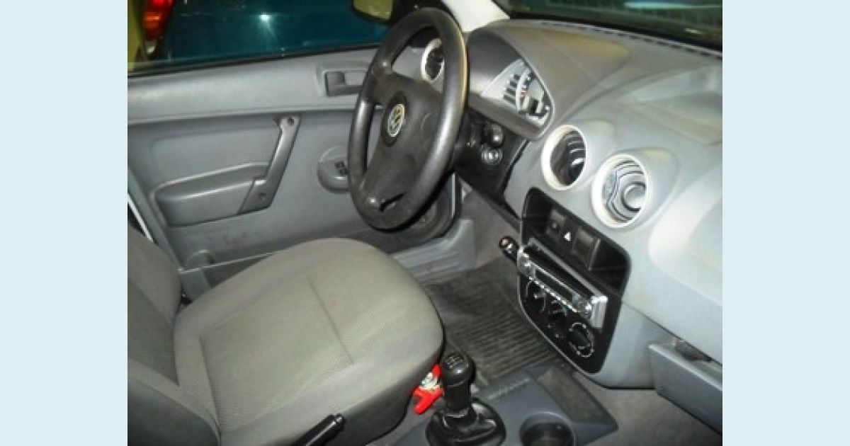 VOLKSWAGEN GOL