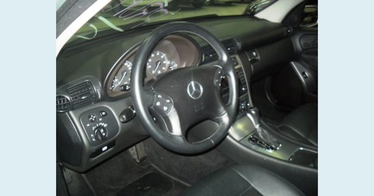 MERCEDES-BENZ C 300