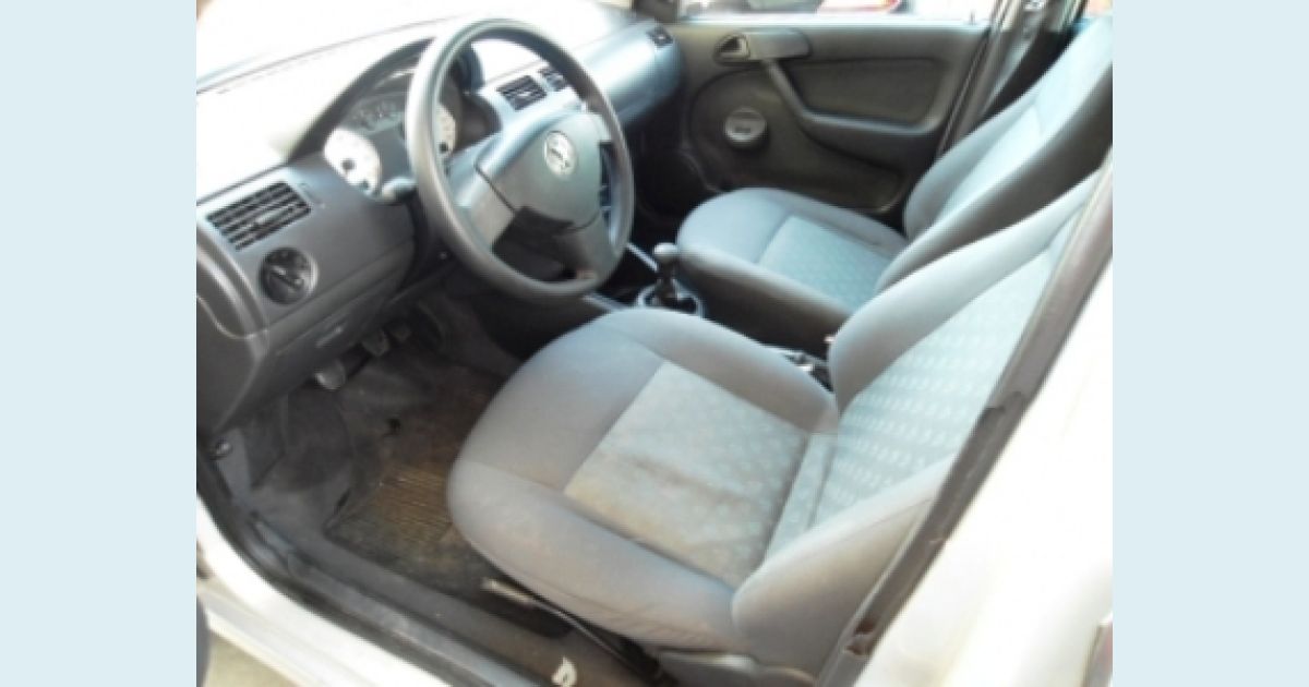 VOLKSWAGEN GOL