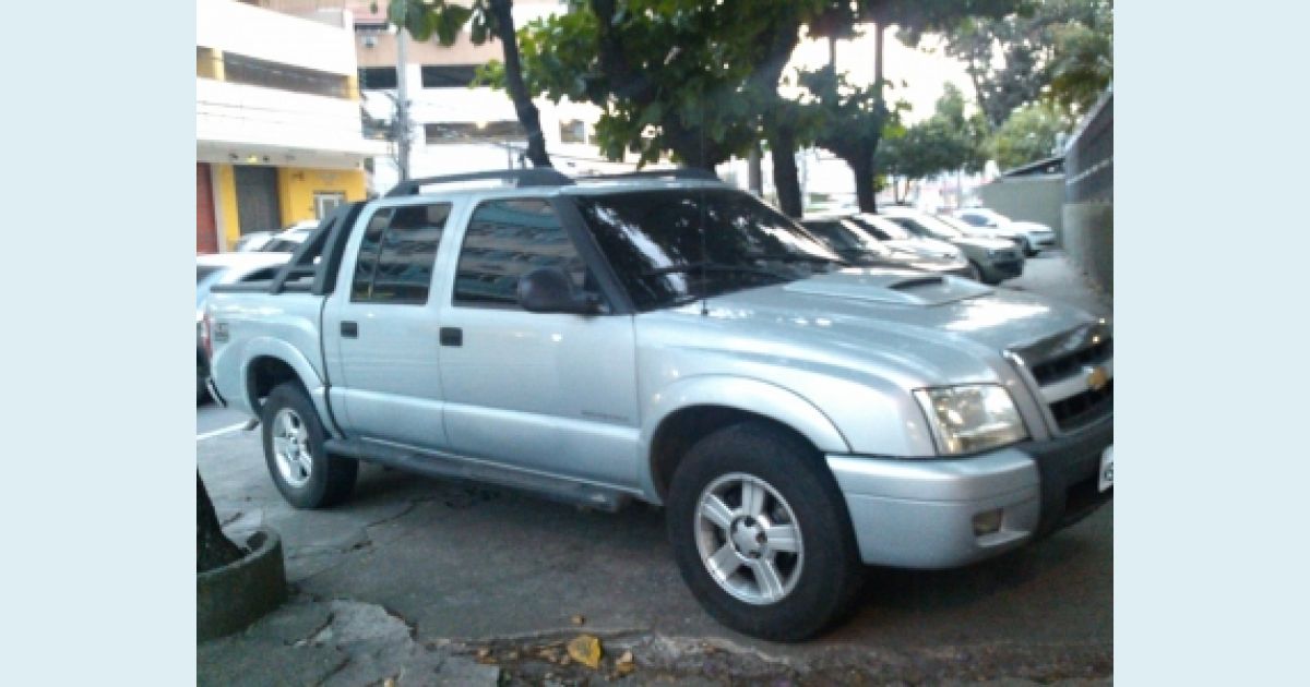CHEVROLET S10