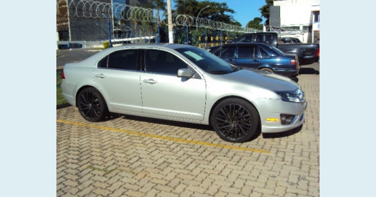 FORD FUSION