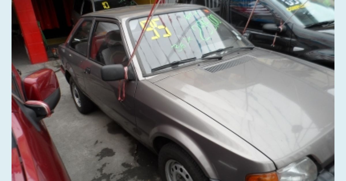 FORD ESCORT