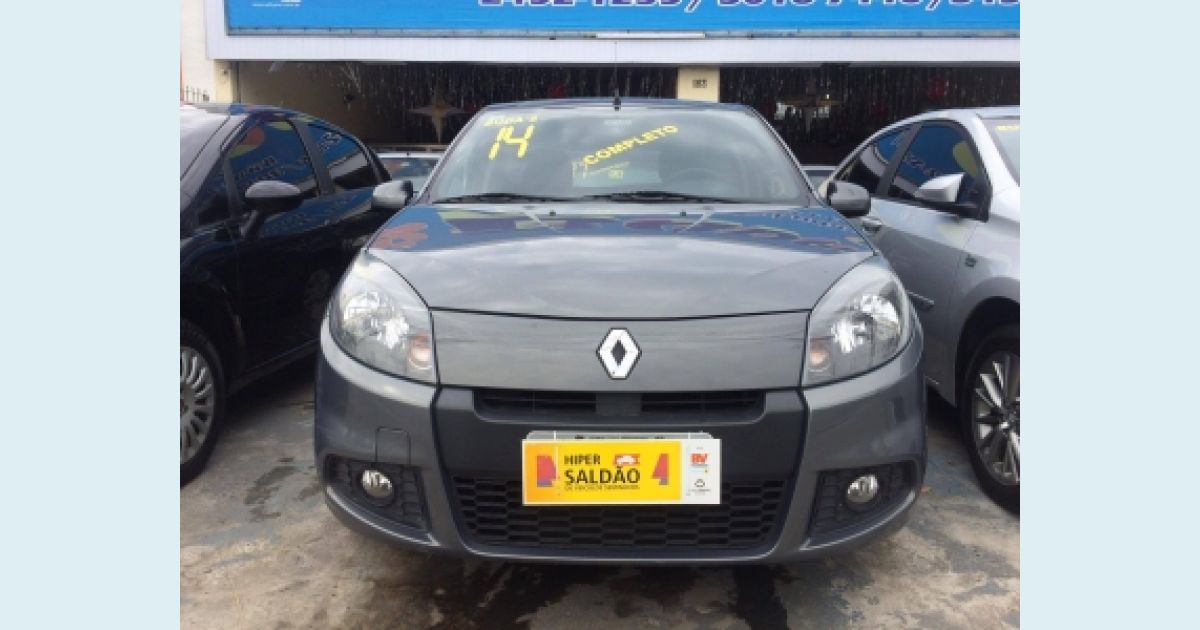RENAULT SANDERO