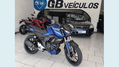 YAMAHA FZ1