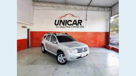RENAULT DUSTER