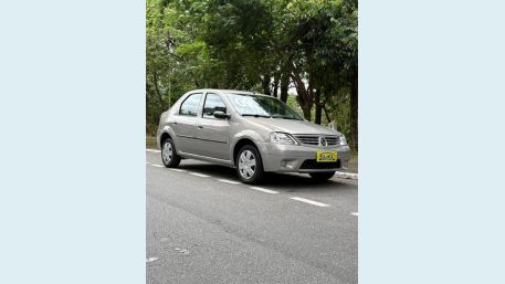 RENAULT LOGAN