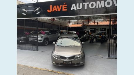 KIA CERATO