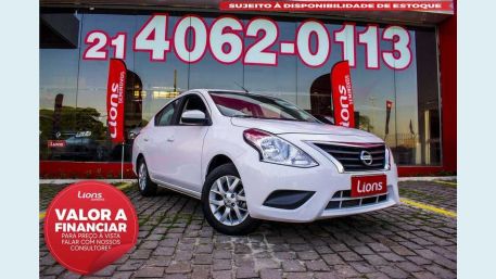 NISSAN VERSA