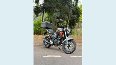 YAMAHA FZ25 FAZER