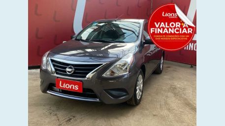 NISSAN VERSA