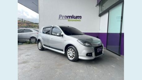 RENAULT SANDERO