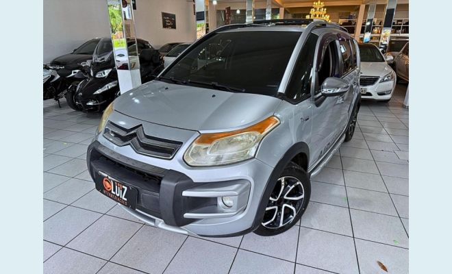 CITRO�N AIRCROSS