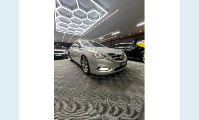 HYUNDAI AZERA