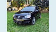 VOLKSWAGEN POLO SEDAN