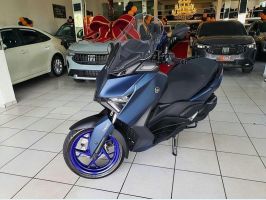 YAMAHA XMAX ABS