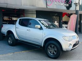 MITSUBISHI L200 TRITON