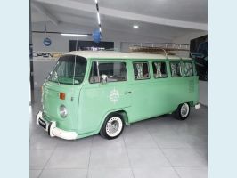 VOLKSWAGEN KOMBI