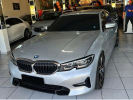 BMW 320i