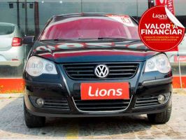 VOLKSWAGEN POLO SEDAN