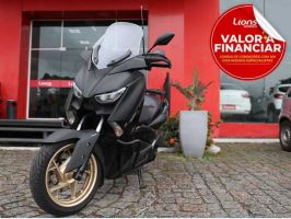 YAMAHA XMAX ABS