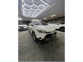 HYUNDAI HB20X