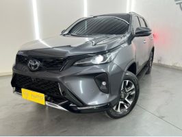 TOYOTA HILUX SW4