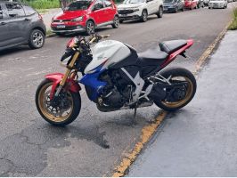HONDA CB 1000R