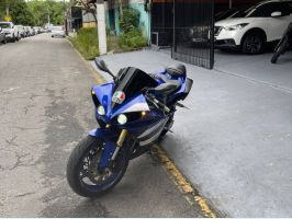 YAMAHA YZF R-1