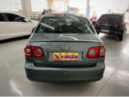 VOLKSWAGEN POLO SEDAN